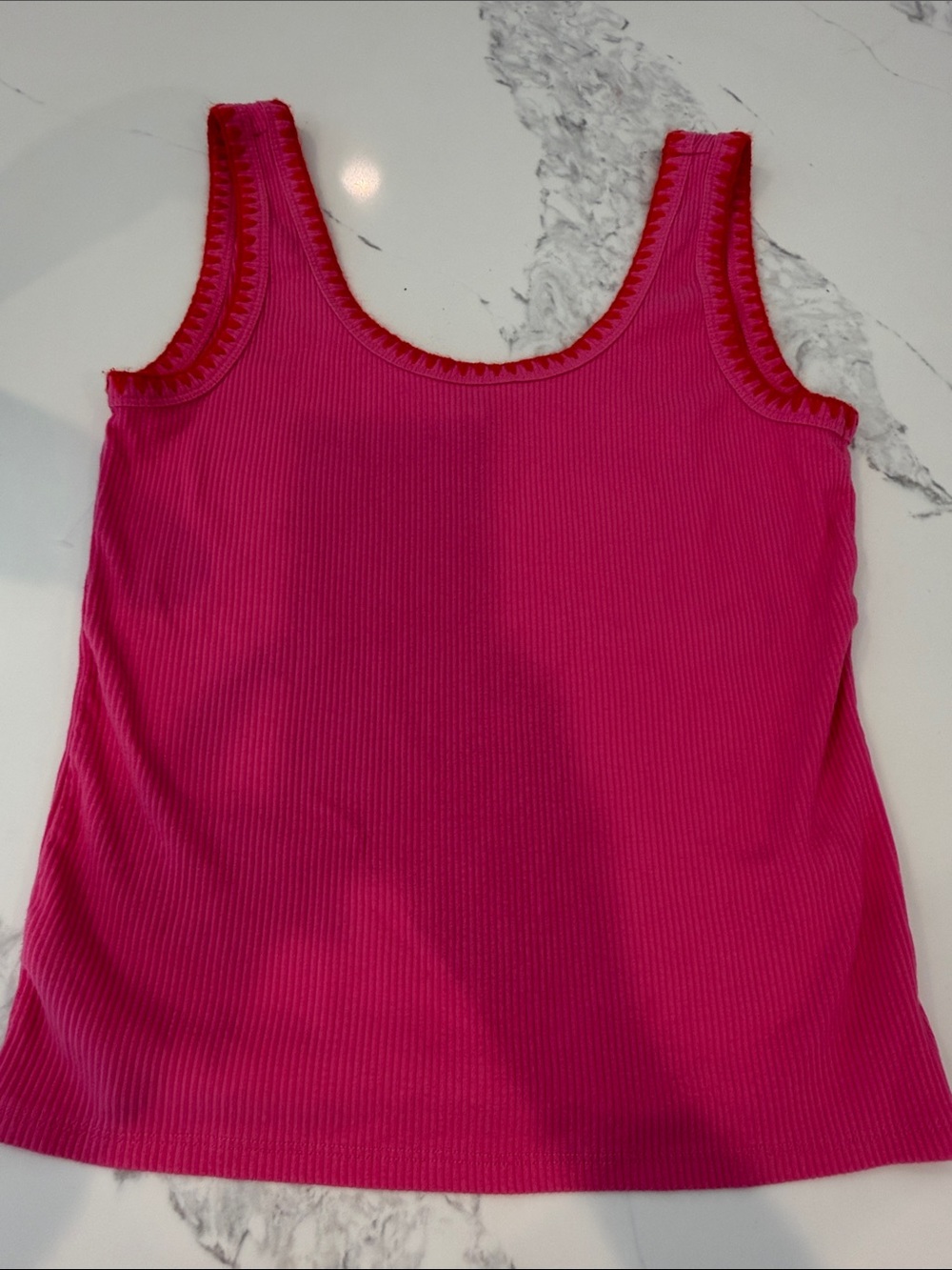 JCrew Women’s Bright Pink Ribbed Tank detailing on neck and arms in red! Size M